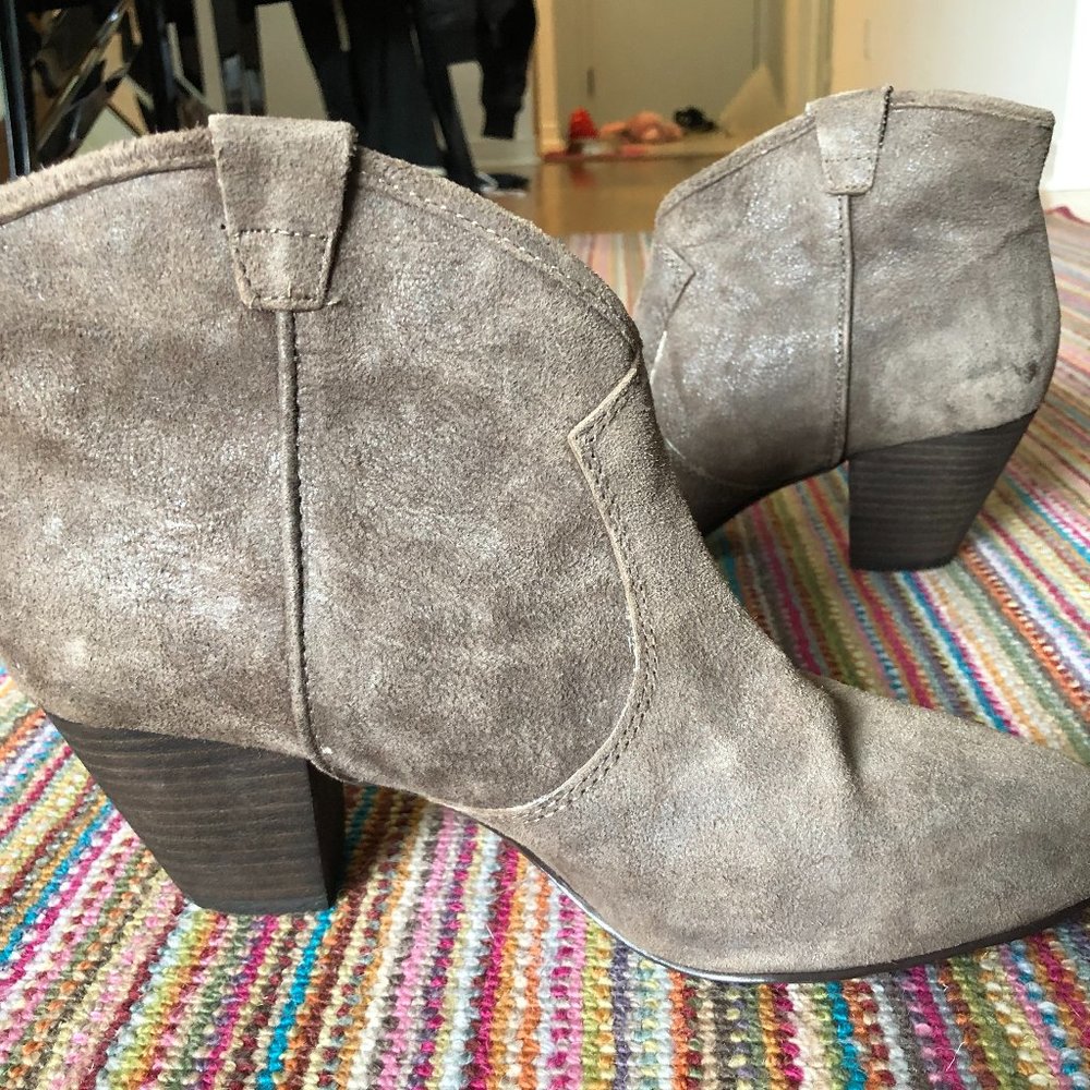 Ash Jalouse Taupe Suede Booties